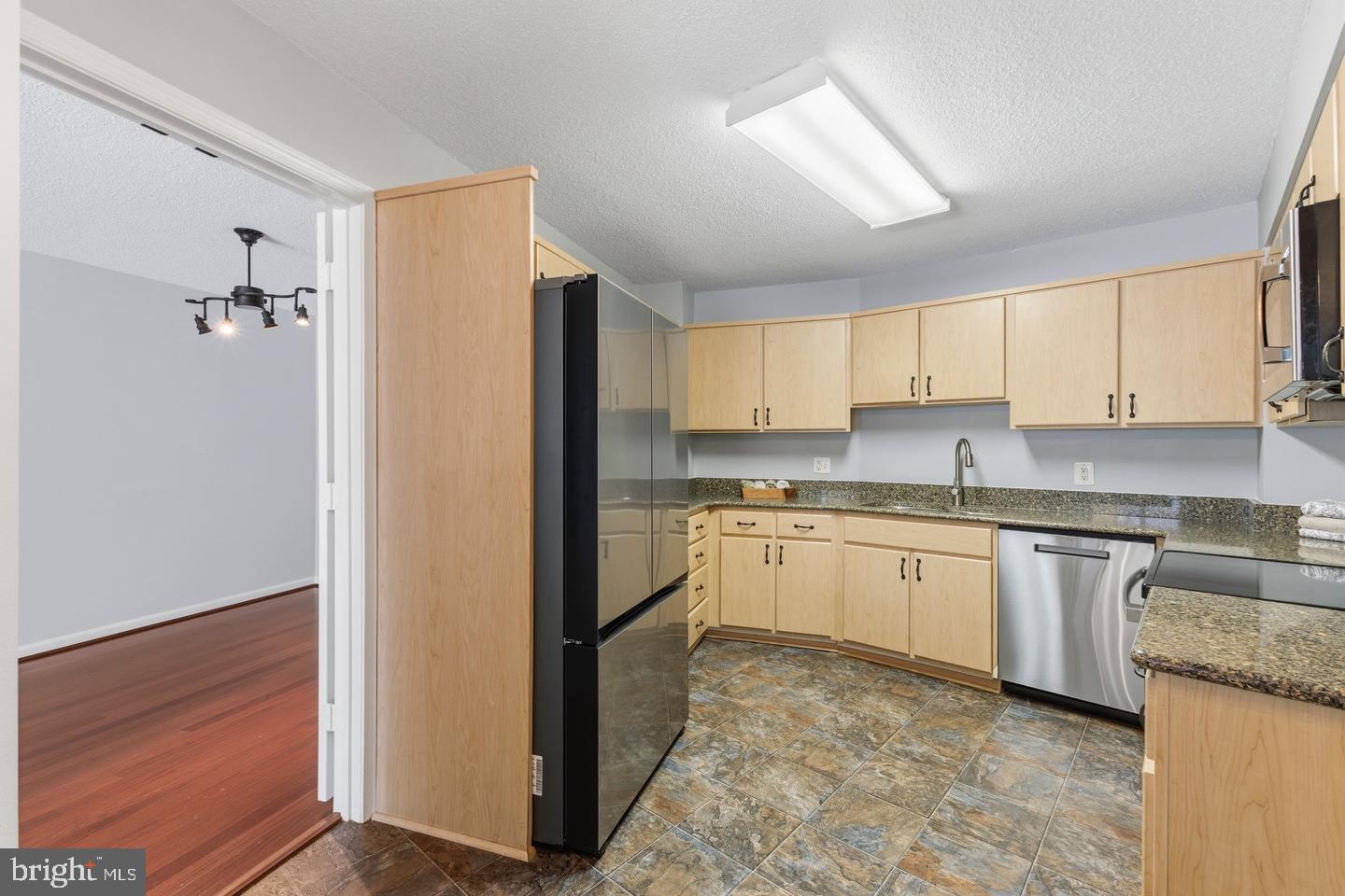 14801 Pennfield Cir #206 Property Photo 11