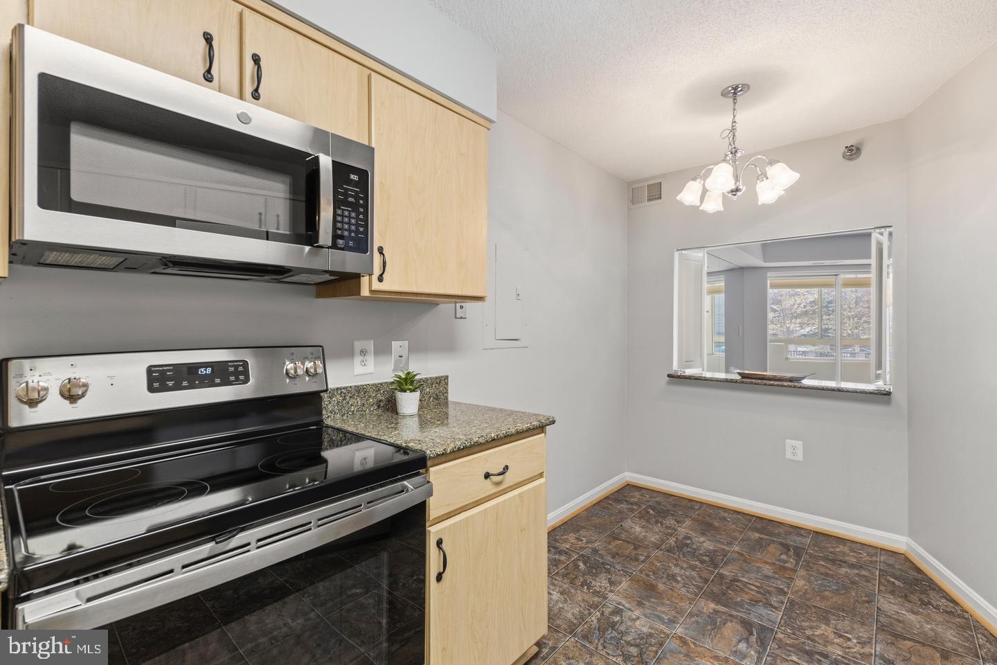 14801 Pennfield Cir #206 Property Photo 14