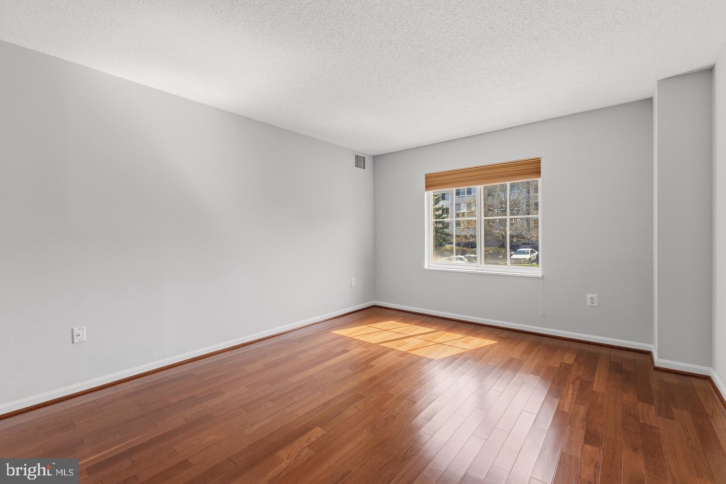 14801 Pennfield Cir #206 Property Photo 16