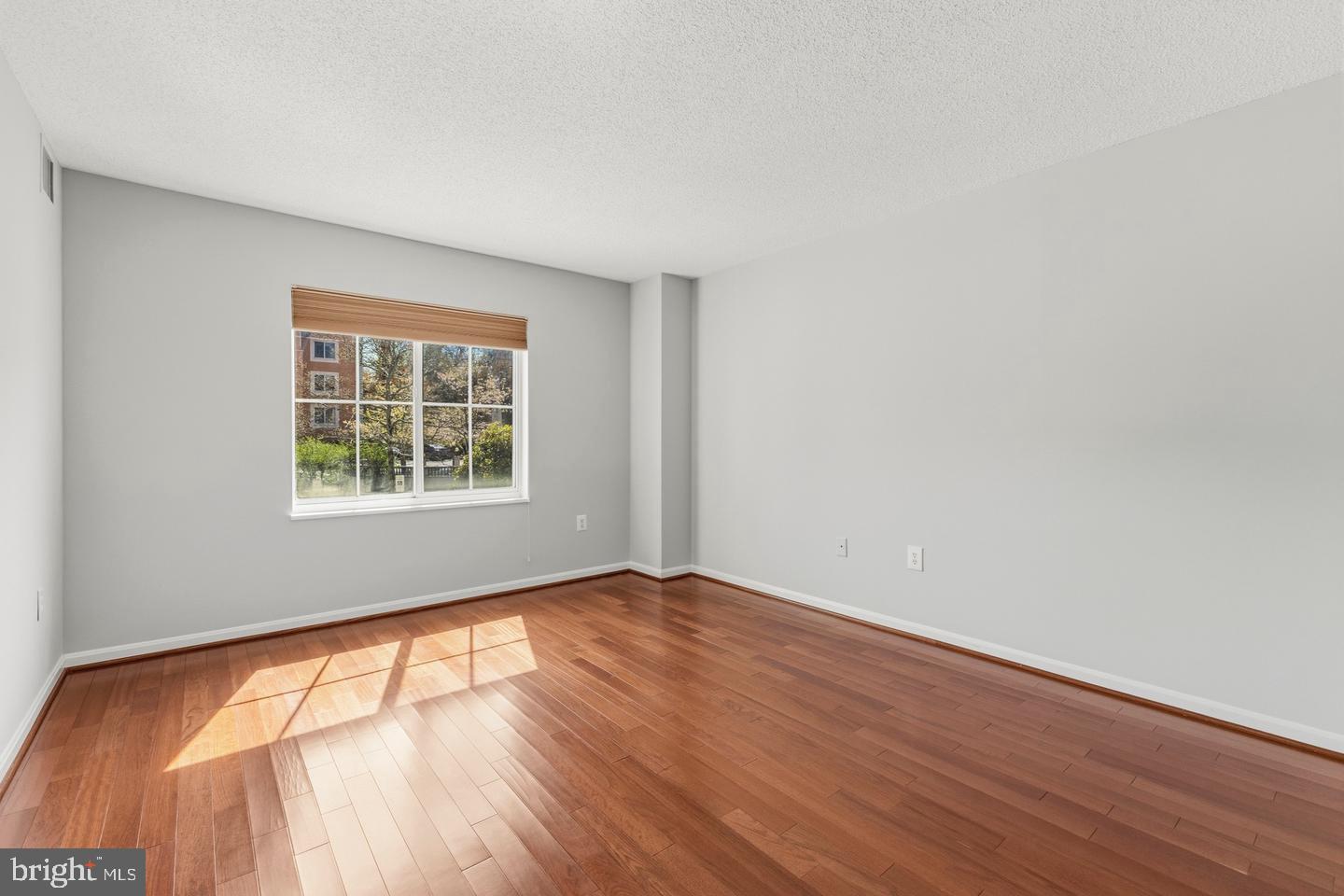 14801 Pennfield Cir #206 Property Photo 20