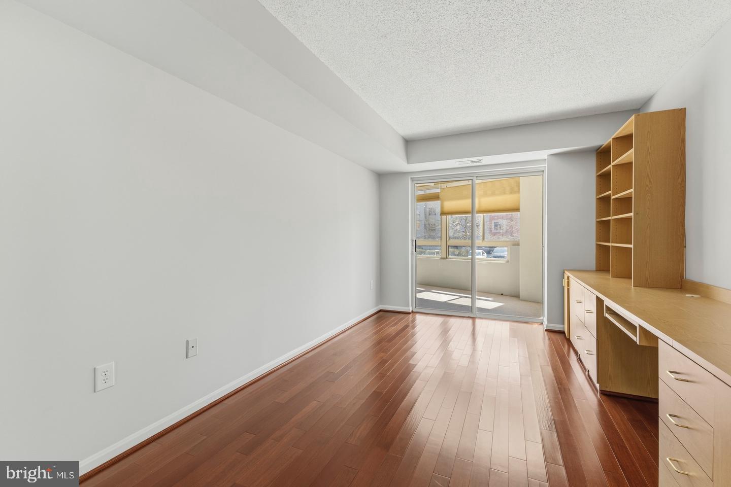 14801 Pennfield Cir #206 Property Photo 21