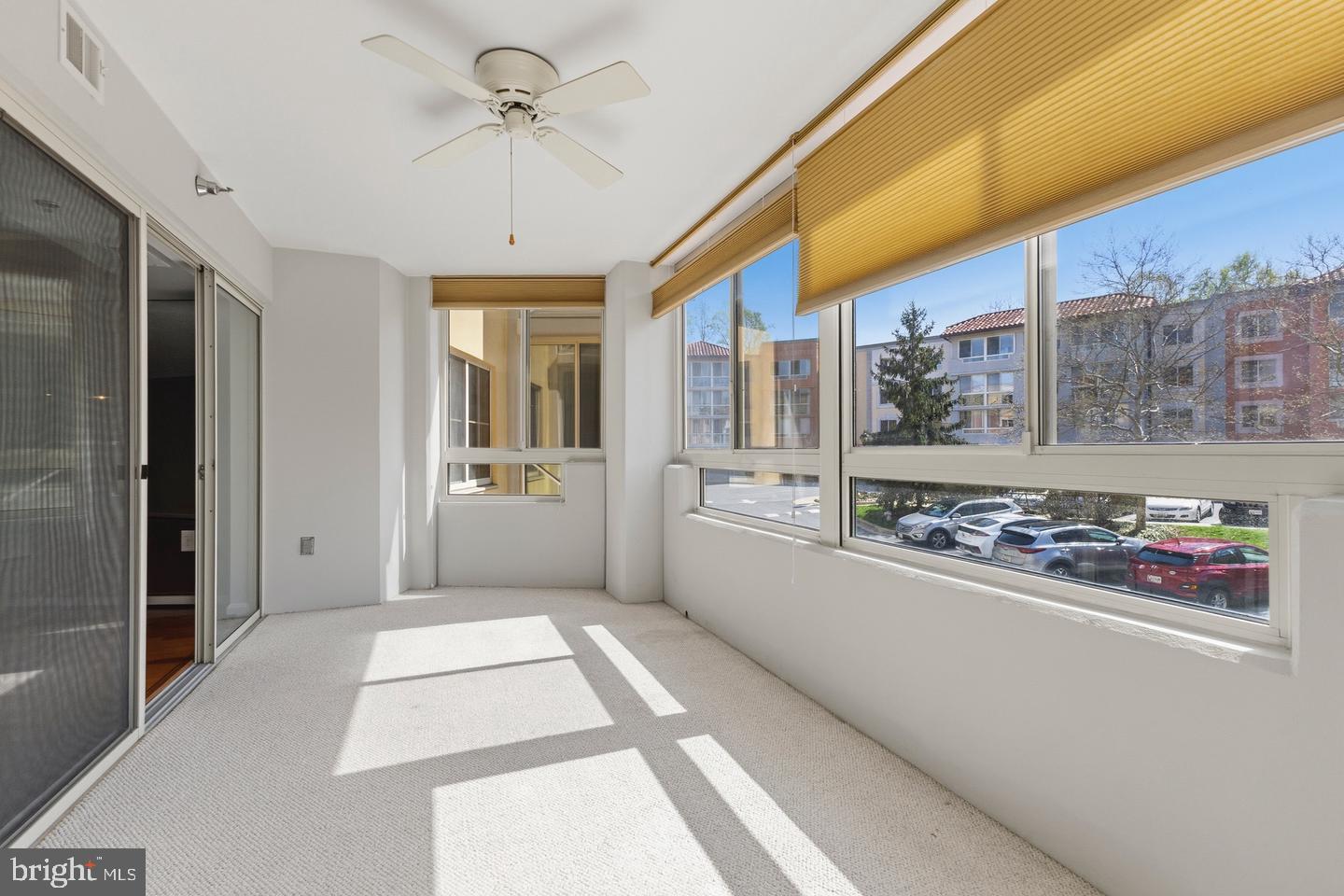 14801 Pennfield Cir #206 Property Photo 27