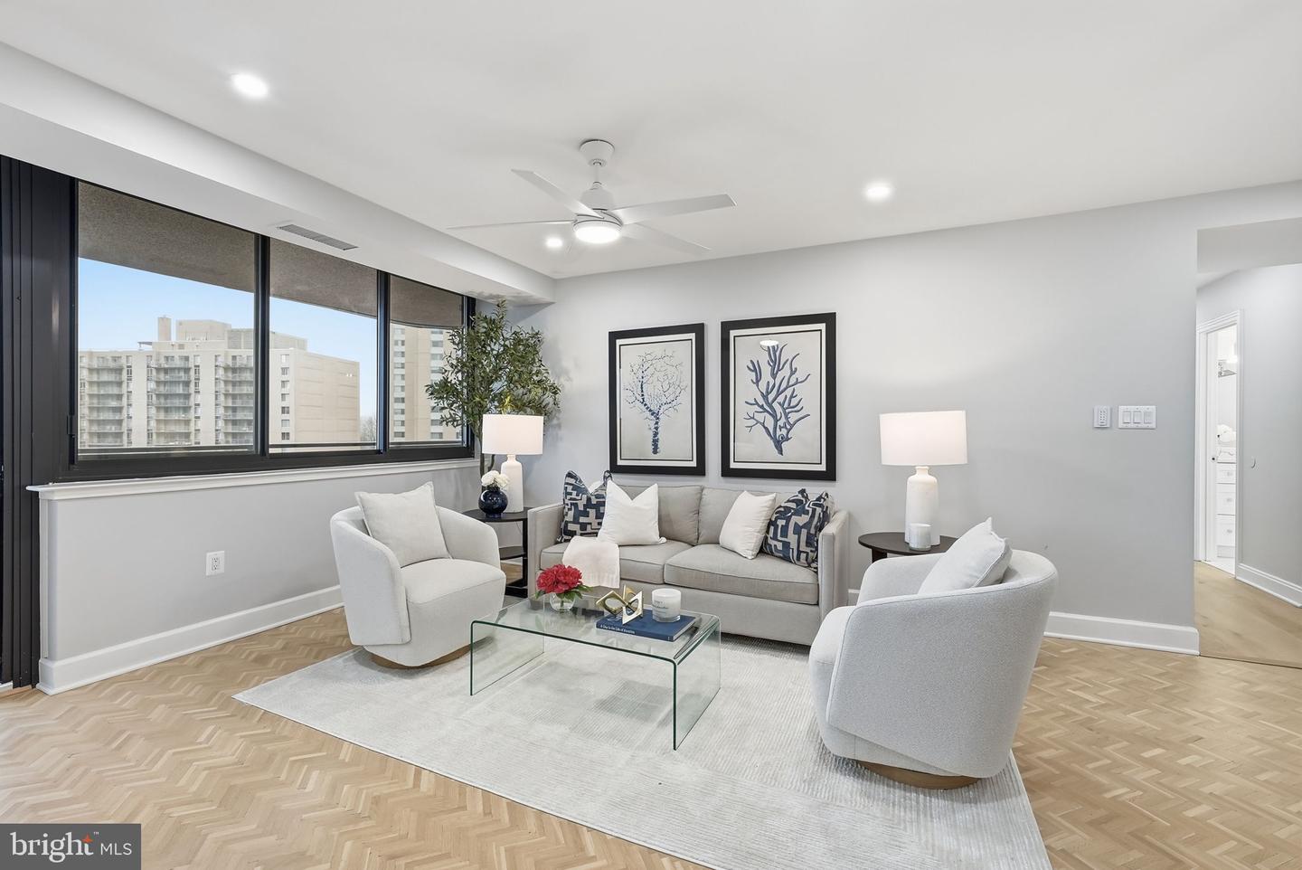 4550 N Park Ave #807 Property Photo 3