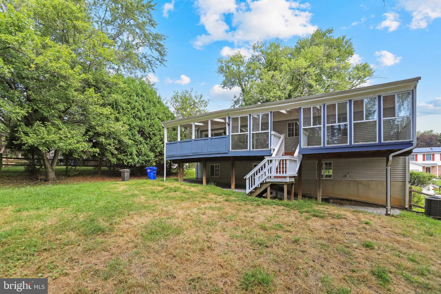 19320 Poinsetta Ct Property Photo 3