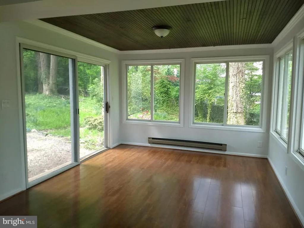 MDMC2253848 Property Photo 2