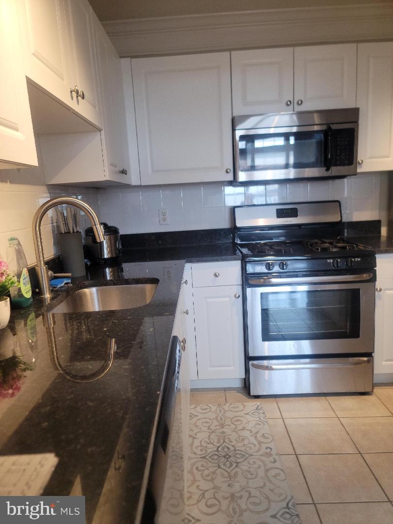 31 Booth St #453 Property Photo 60