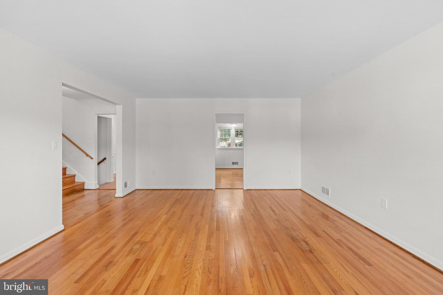 905 Winhall Way Property Photo 8
