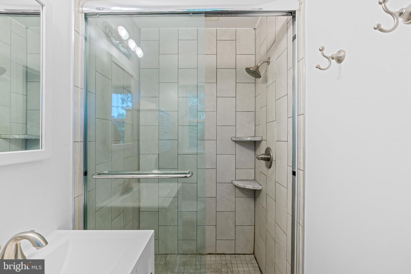 905 Winhall Way Property Photo 22