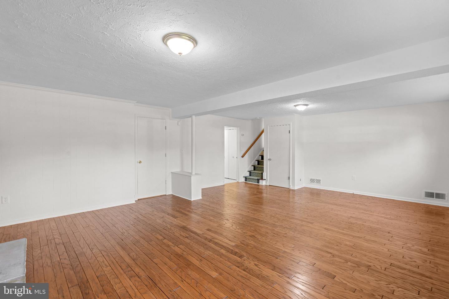 905 Winhall Way Property Photo 32