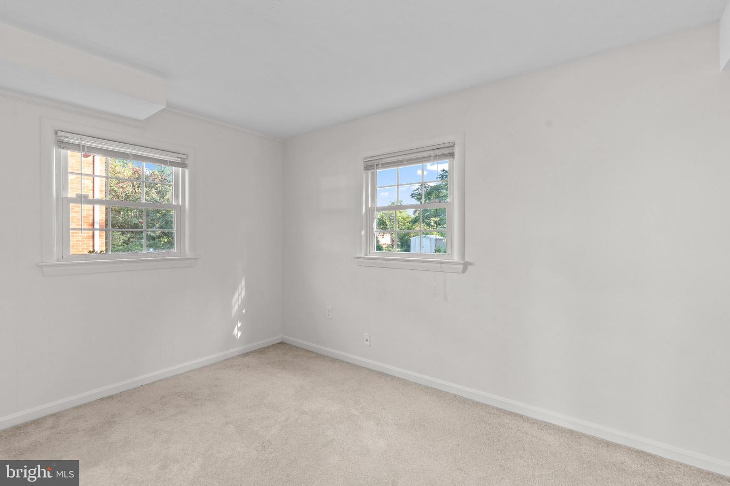 905 Winhall Way Property Photo 34