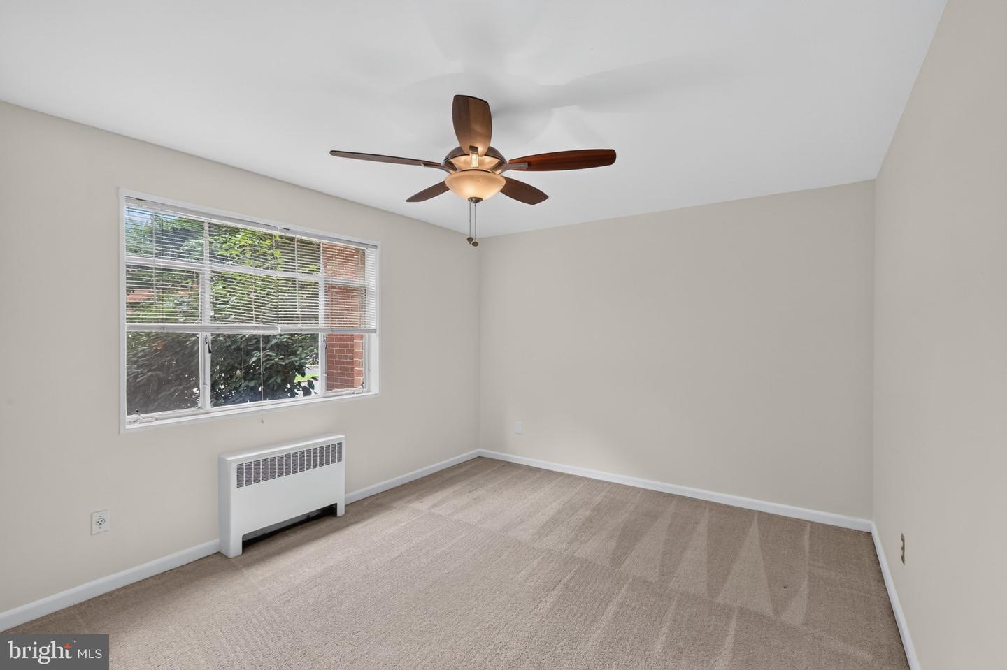 10406 Montrose Ave #101 Property Photo 15