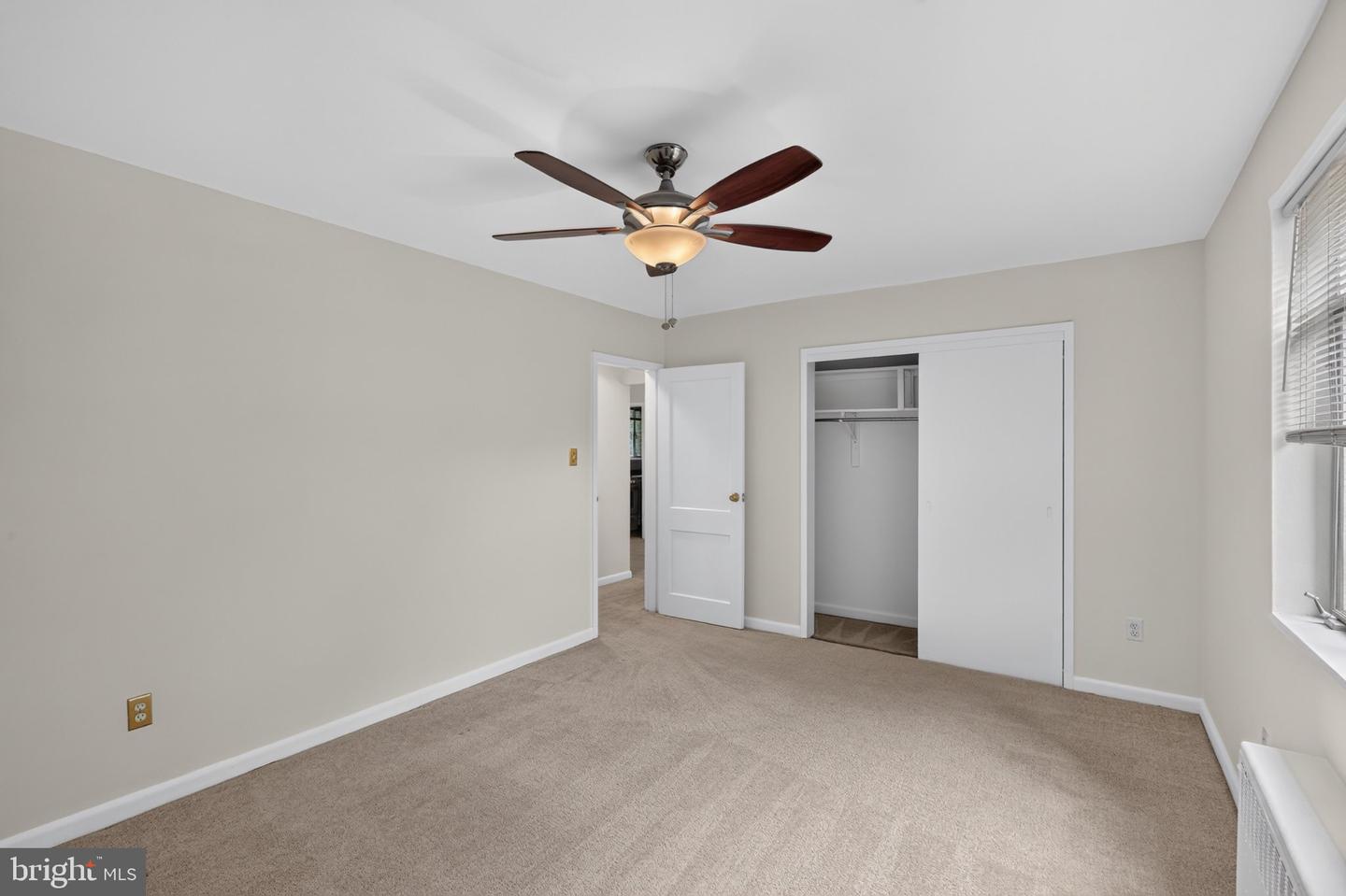 10406 Montrose Ave #101 Property Photo 17