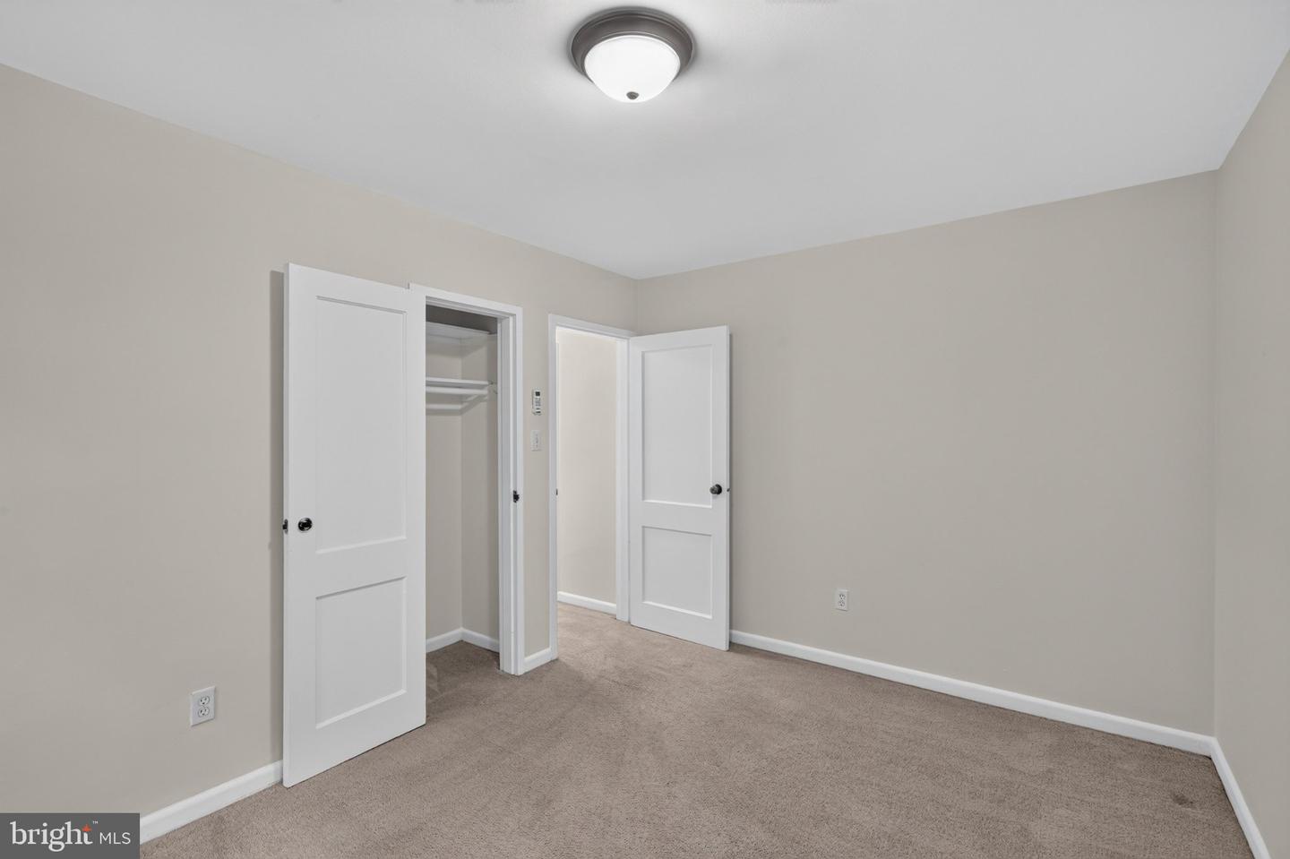10406 Montrose Ave #101 Property Photo 21
