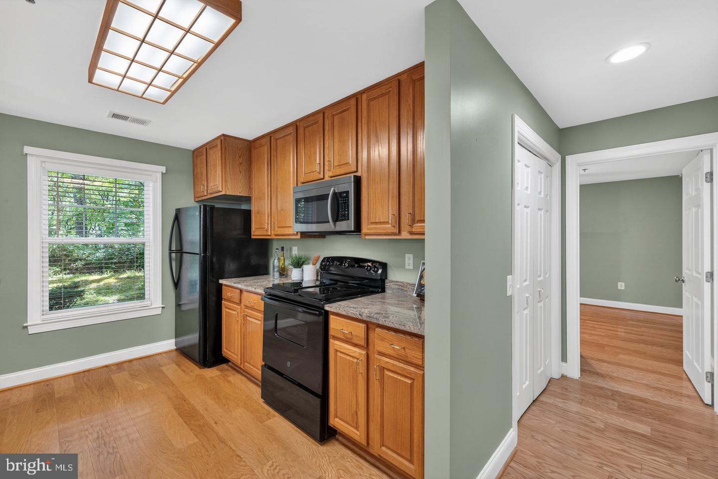 9743 Winery Ct Property Photo 13