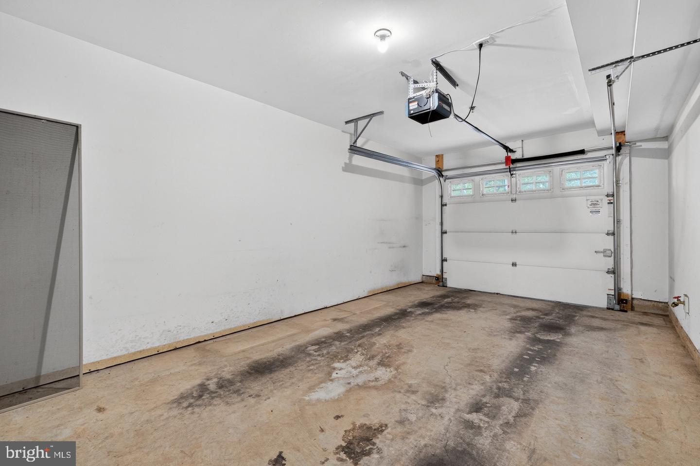9743 Winery Ct Property Photo 28