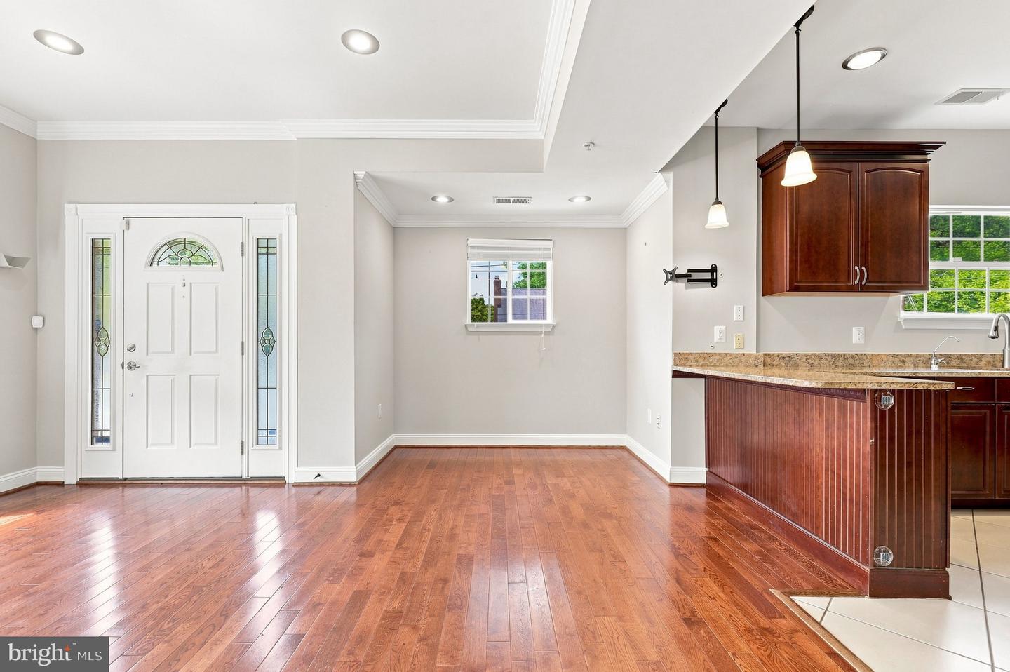10717 Bentley Ln Property Photo 14