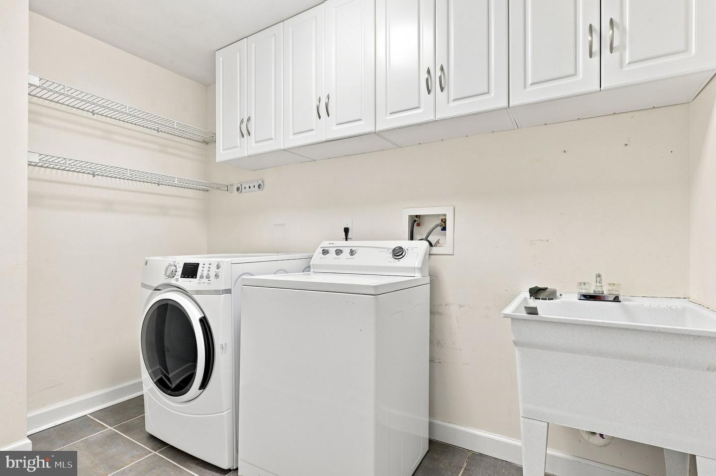 10717 Bentley Ln Property Photo 24