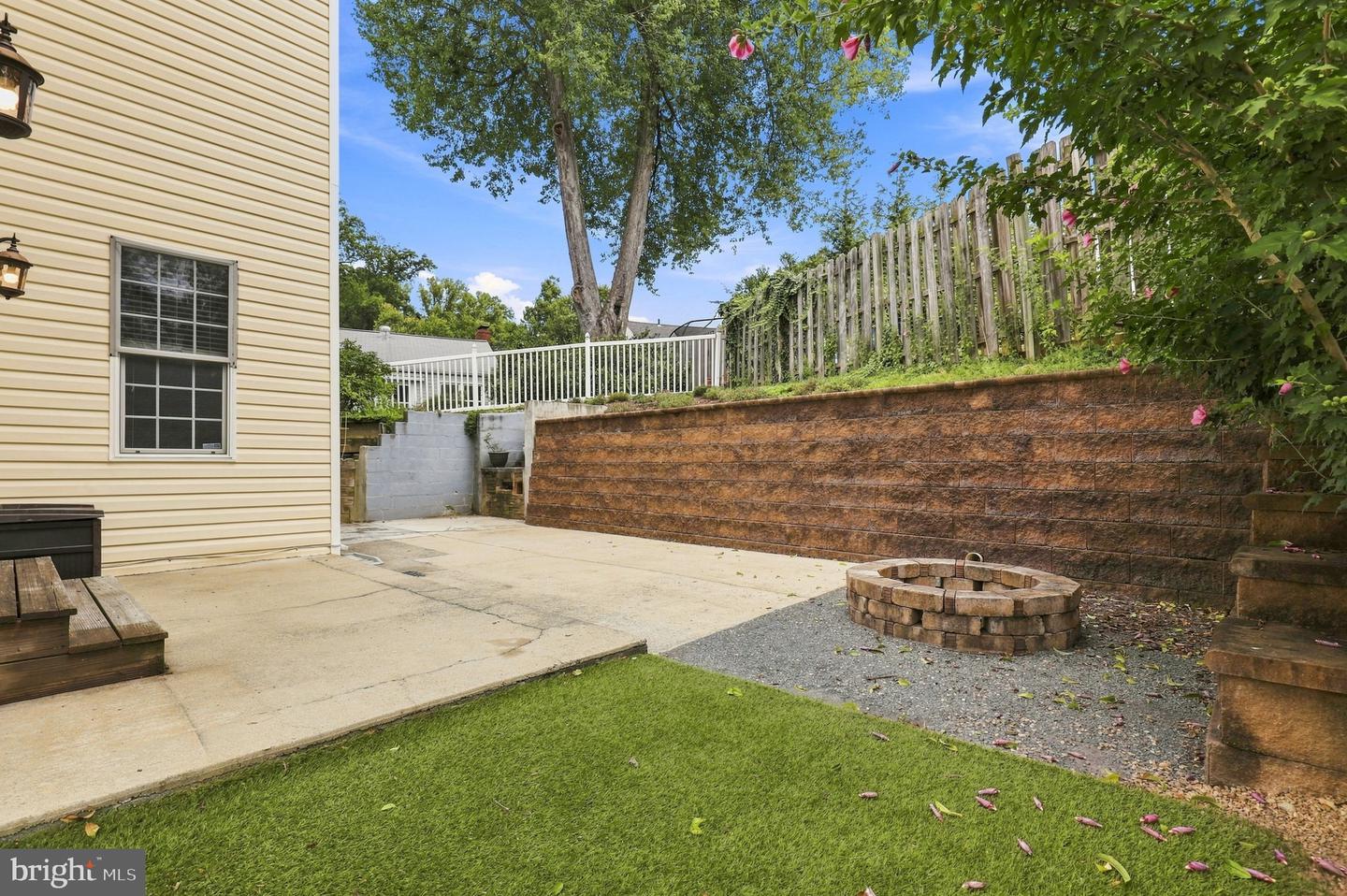 10717 Bentley Ln Property Photo 39