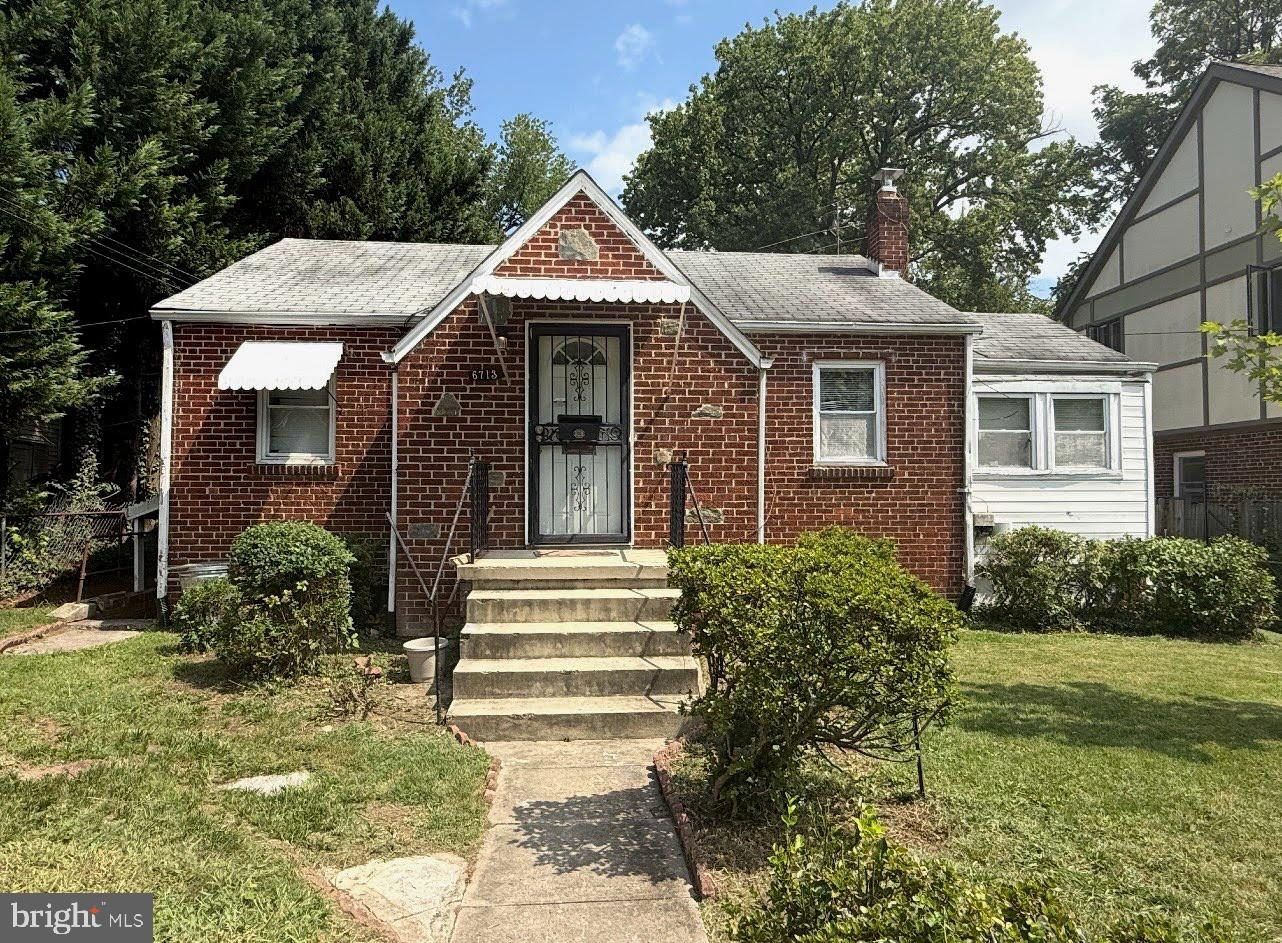 6713 Gude Property Photo 1