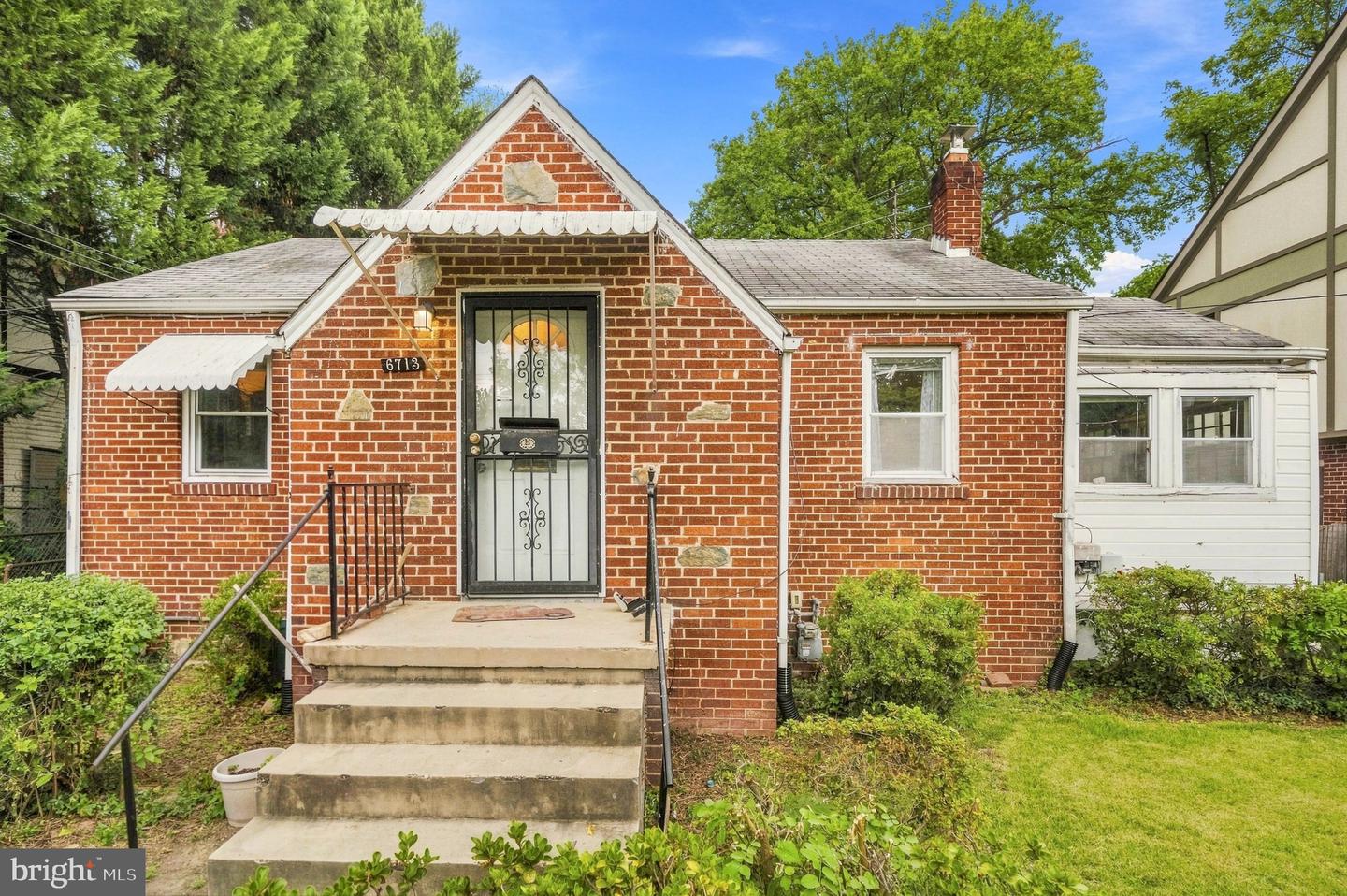 6713 Gude Property Photo 1