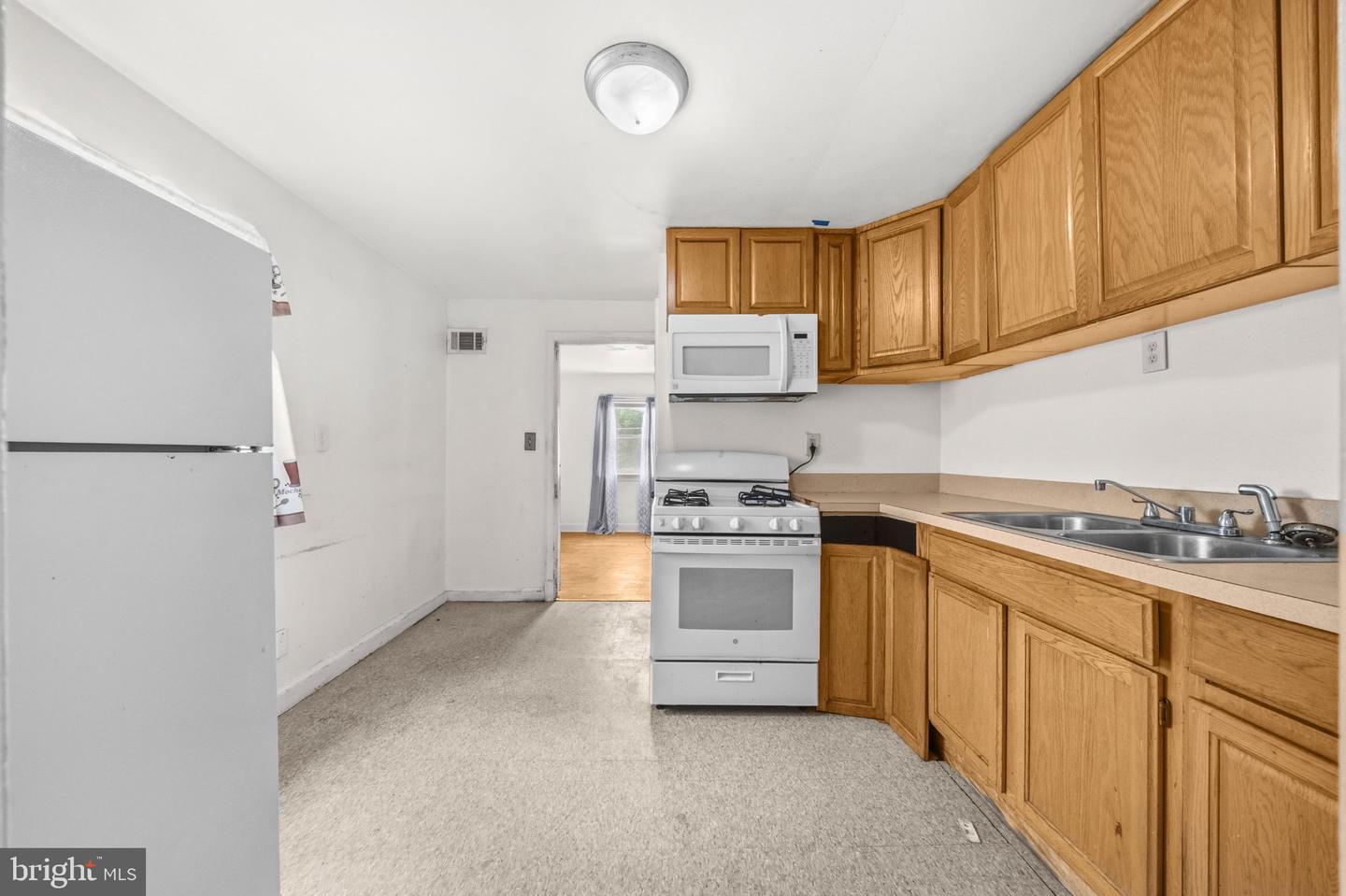 6713 Gude Property Photo 14