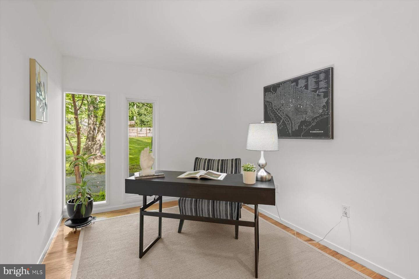 9412 Garden Ct Property Photo 17