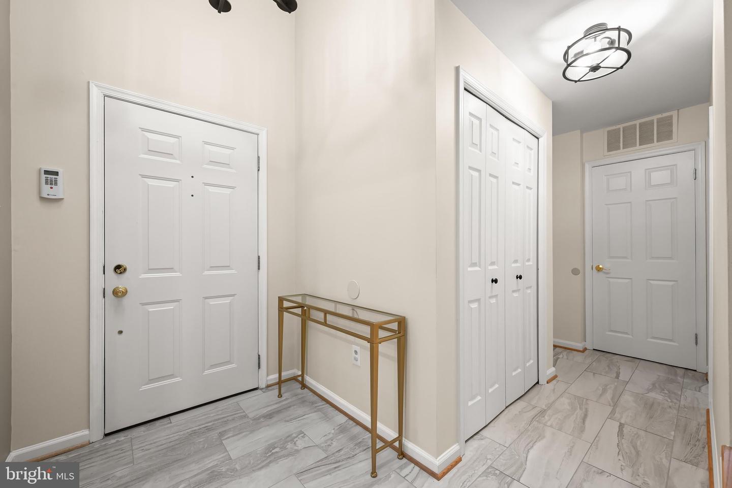 25 Tivoli Lake Ct Property Photo 4
