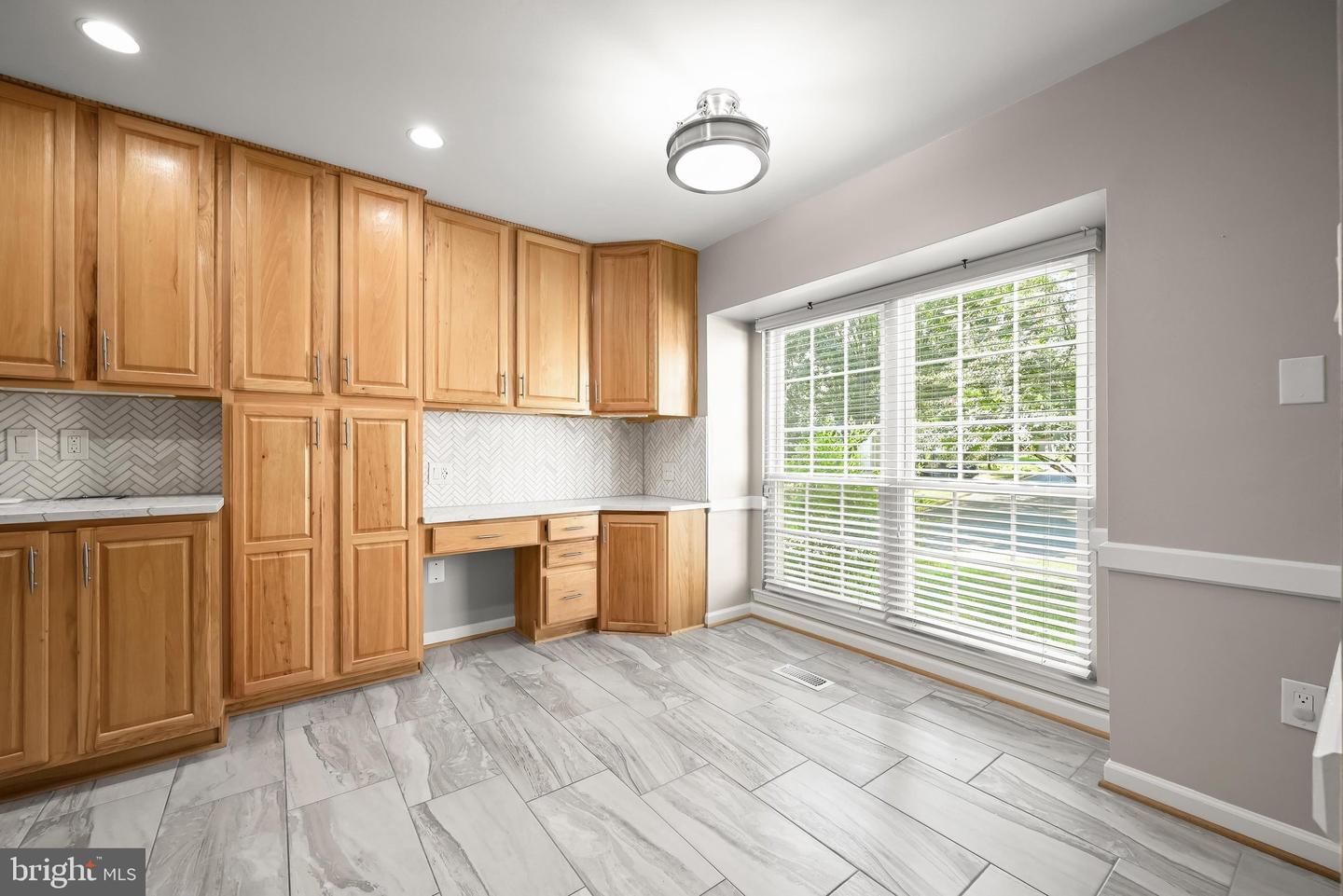 25 Tivoli Lake Ct Property Photo 7