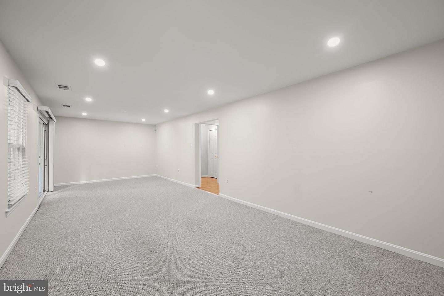 25 Tivoli Lake Ct Property Photo 20