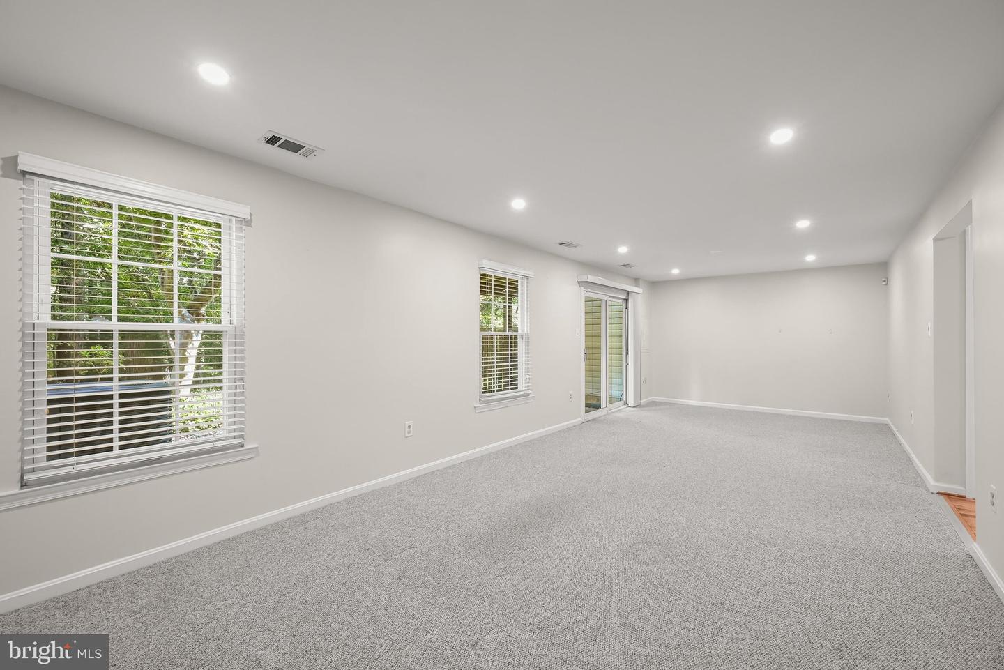 25 Tivoli Lake Ct Property Photo 23