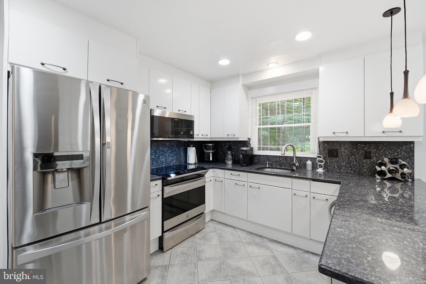 15221 Redgate Dr Property Photo 17