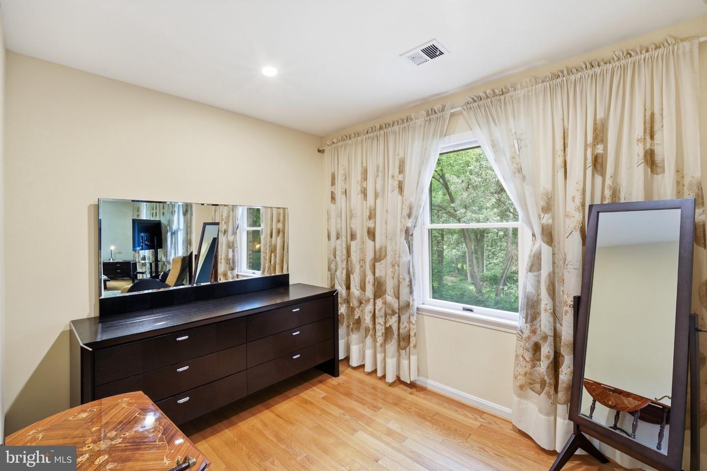 15221 Redgate Dr Property Photo 41