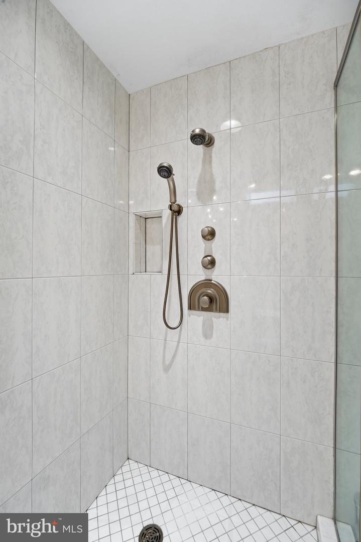 15221 Redgate Dr Property Photo 42