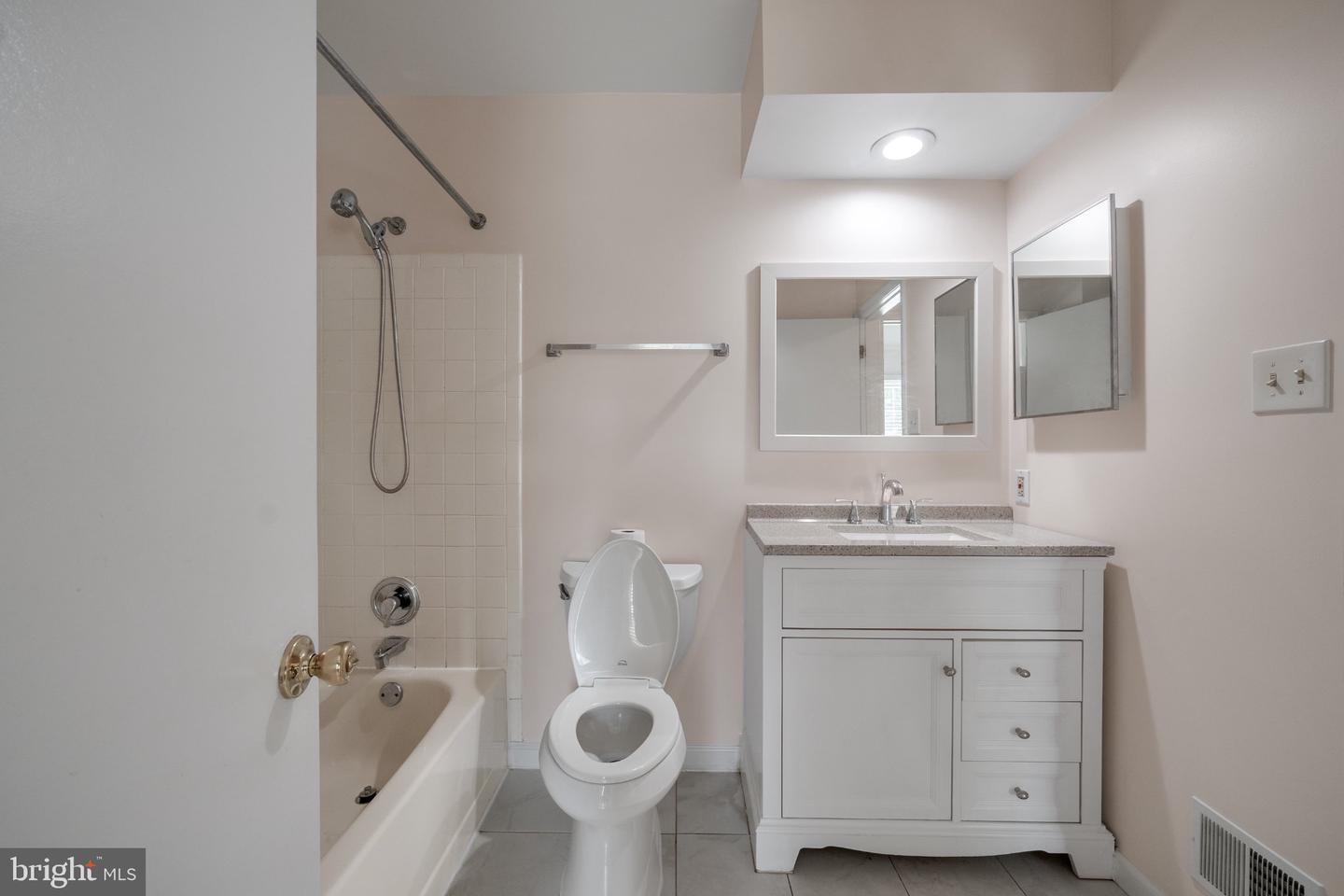 1724 Featherwood Property Photo 16