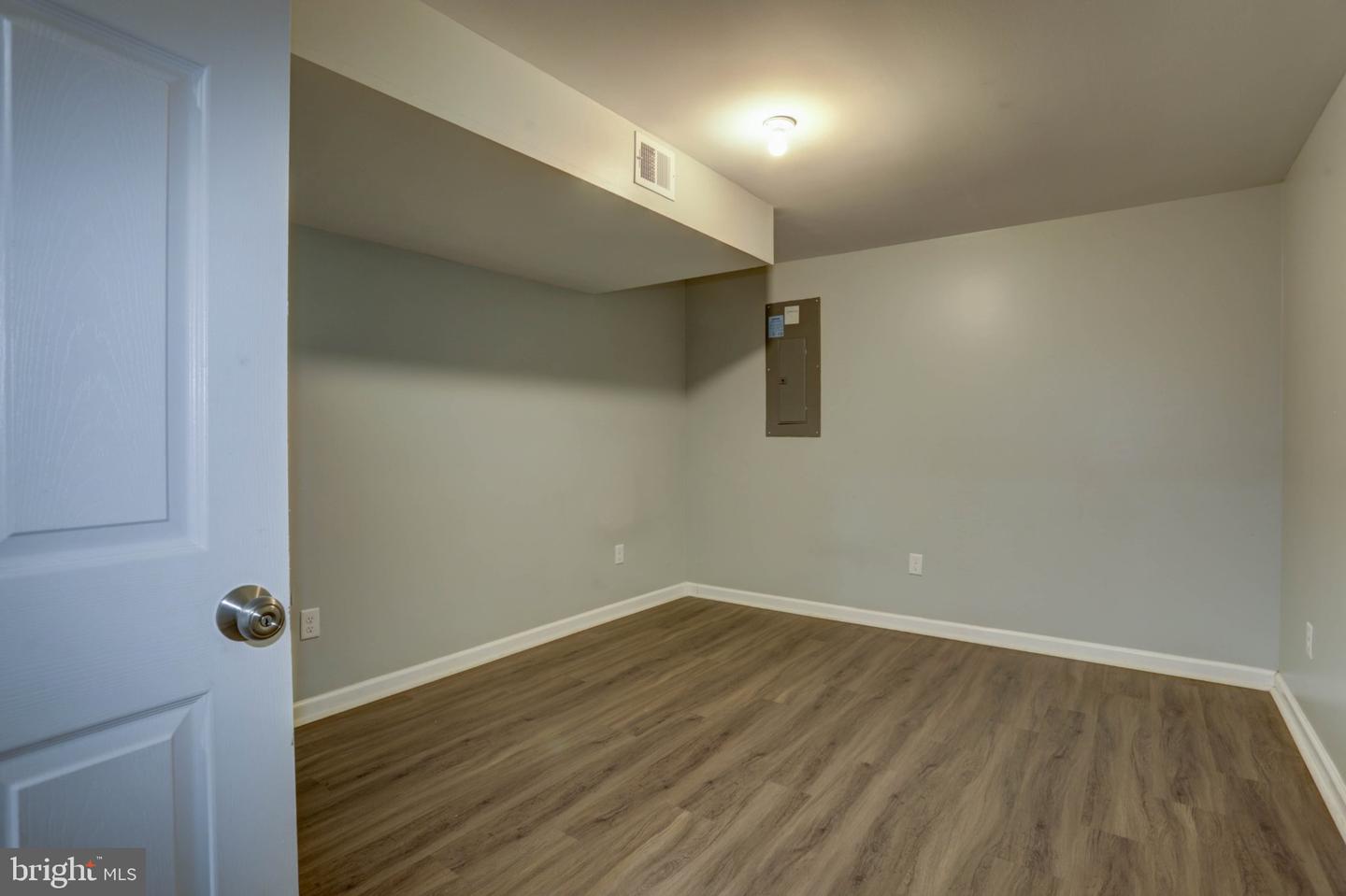 1007 Venice Dr Property Photo 19