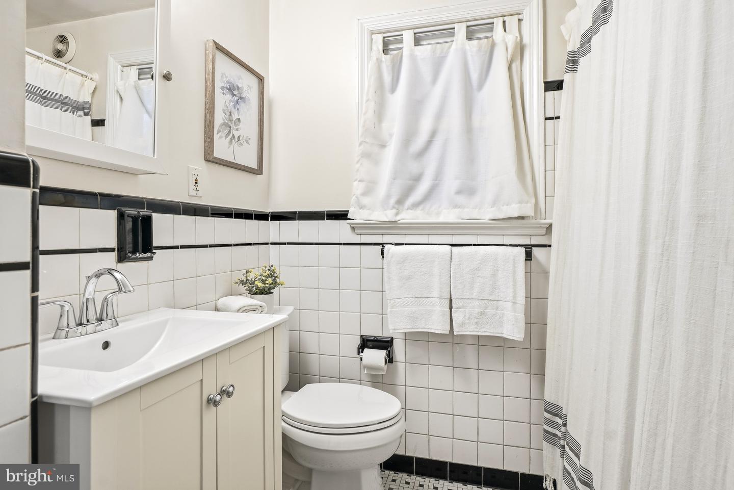 15400 Layhill Rd Property Photo 22