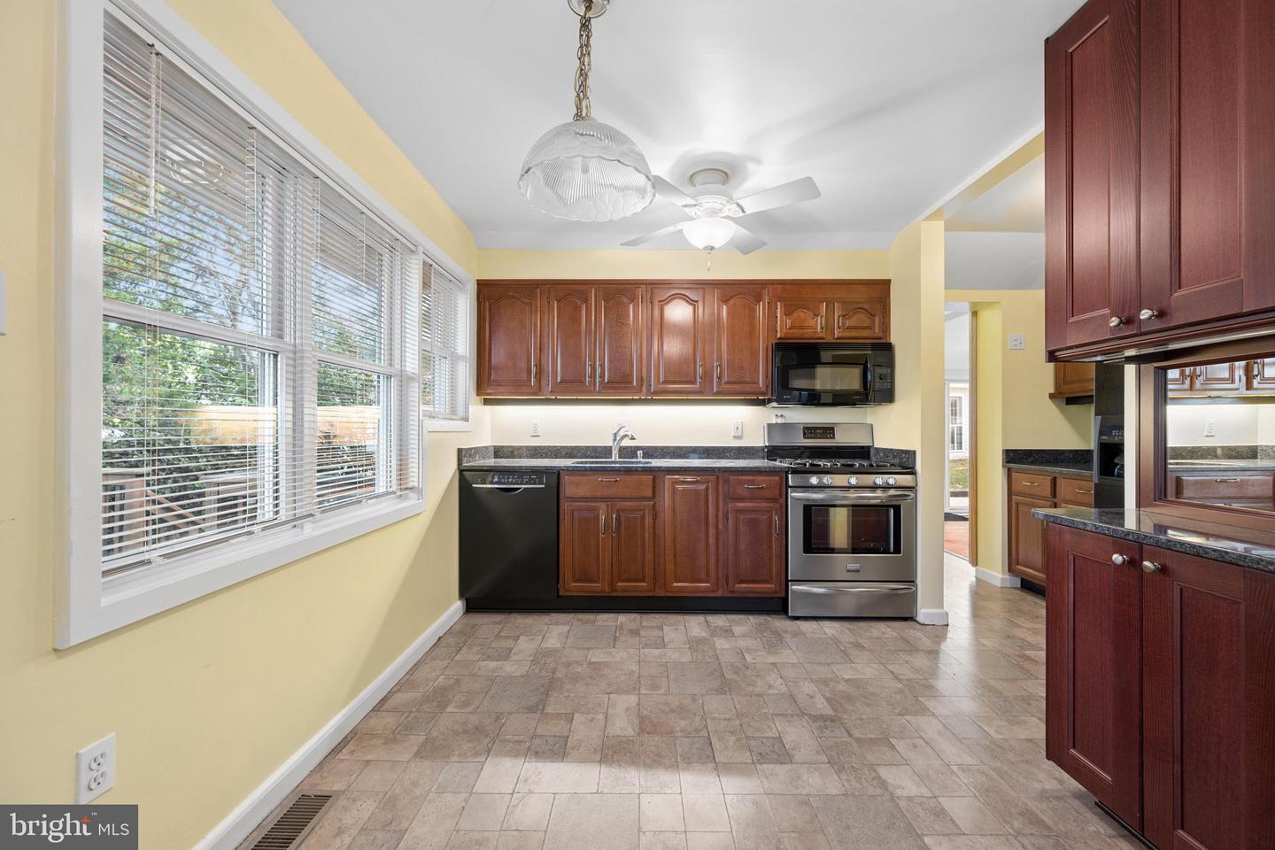 12725 Holdridge Rd Property Photo 8