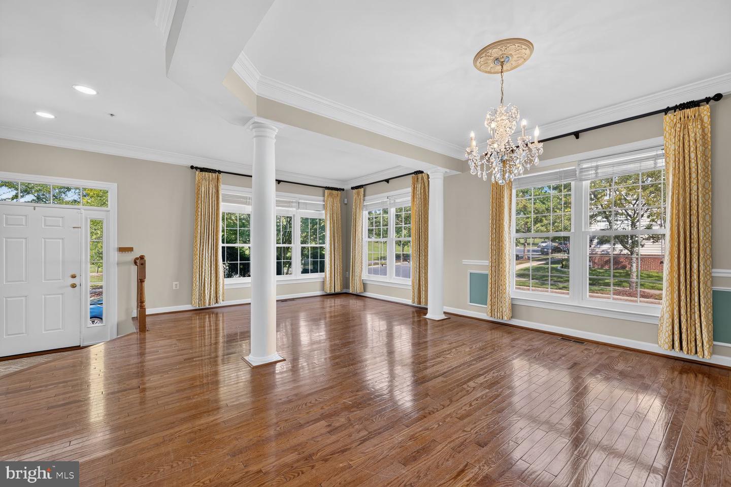 23265 Arora Hills Dr Property Photo 6
