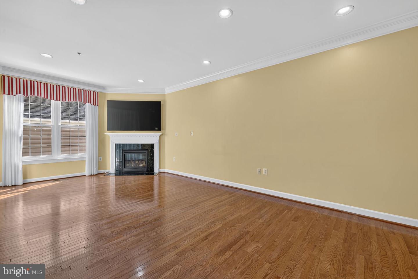 23265 Arora Hills Dr Property Photo 11