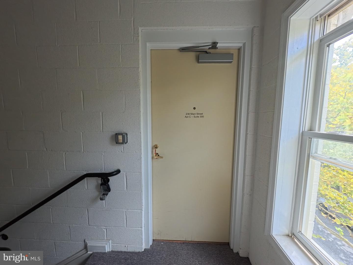 236 Main St #c Property Photo 3