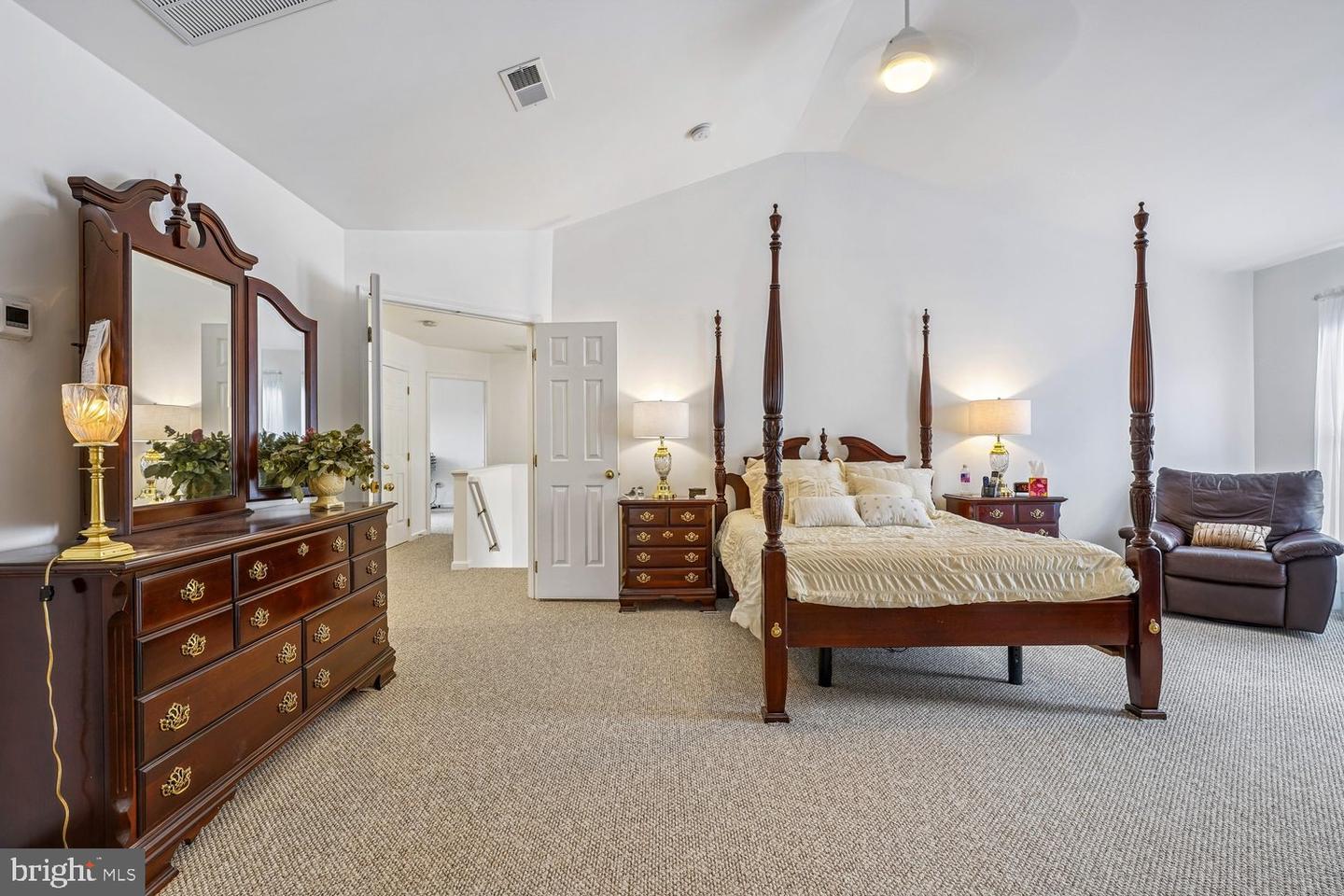 11511 Seneca Forest Cir Property Photo 35