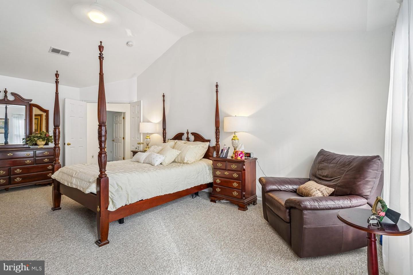 11511 Seneca Forest Cir Property Photo 36