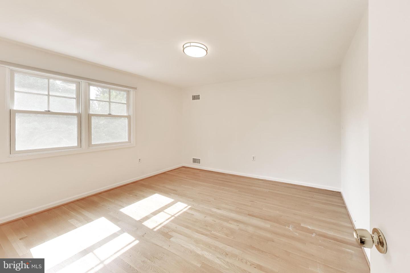 7724 Fontaine St Property Photo 36