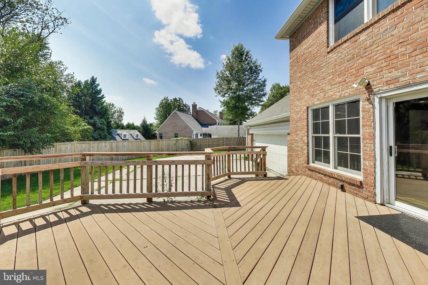 7724 Fontaine St Property Photo 57