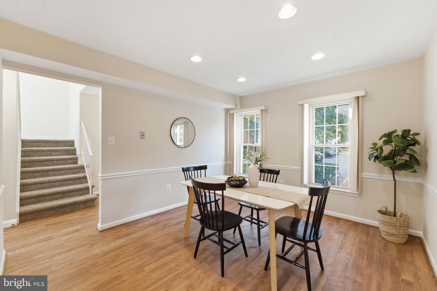 19 Shagbark Ct Property Photo 3