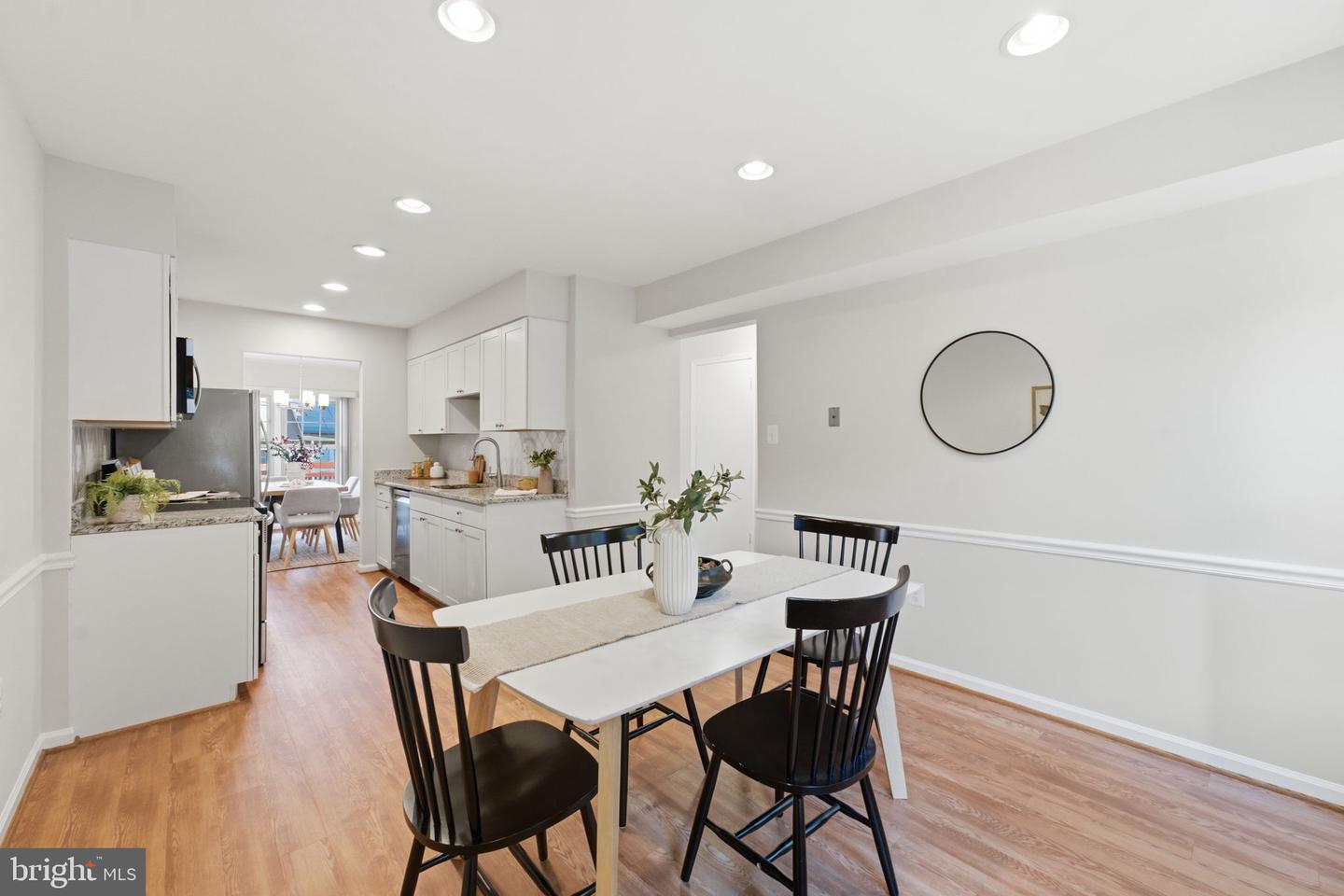 19 Shagbark Ct Property Photo 4