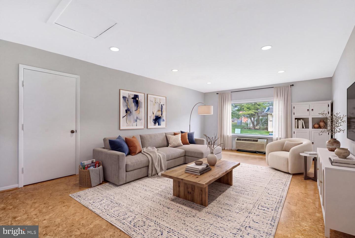 3602 Chorley Woods Way #1-b Property Photo 1