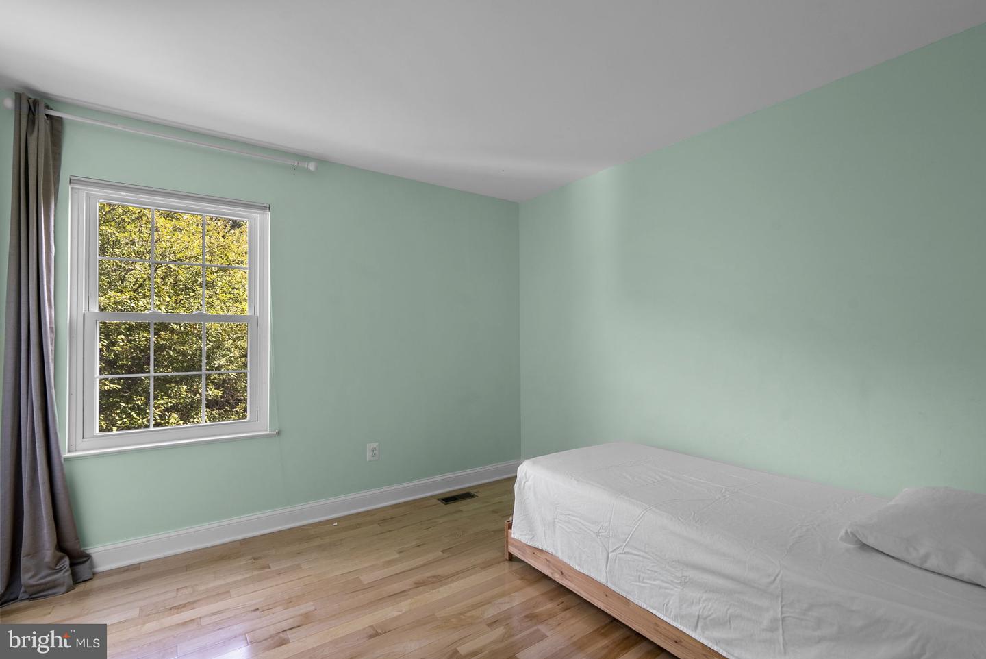 2704 Lindenwood Dr Property Photo 24