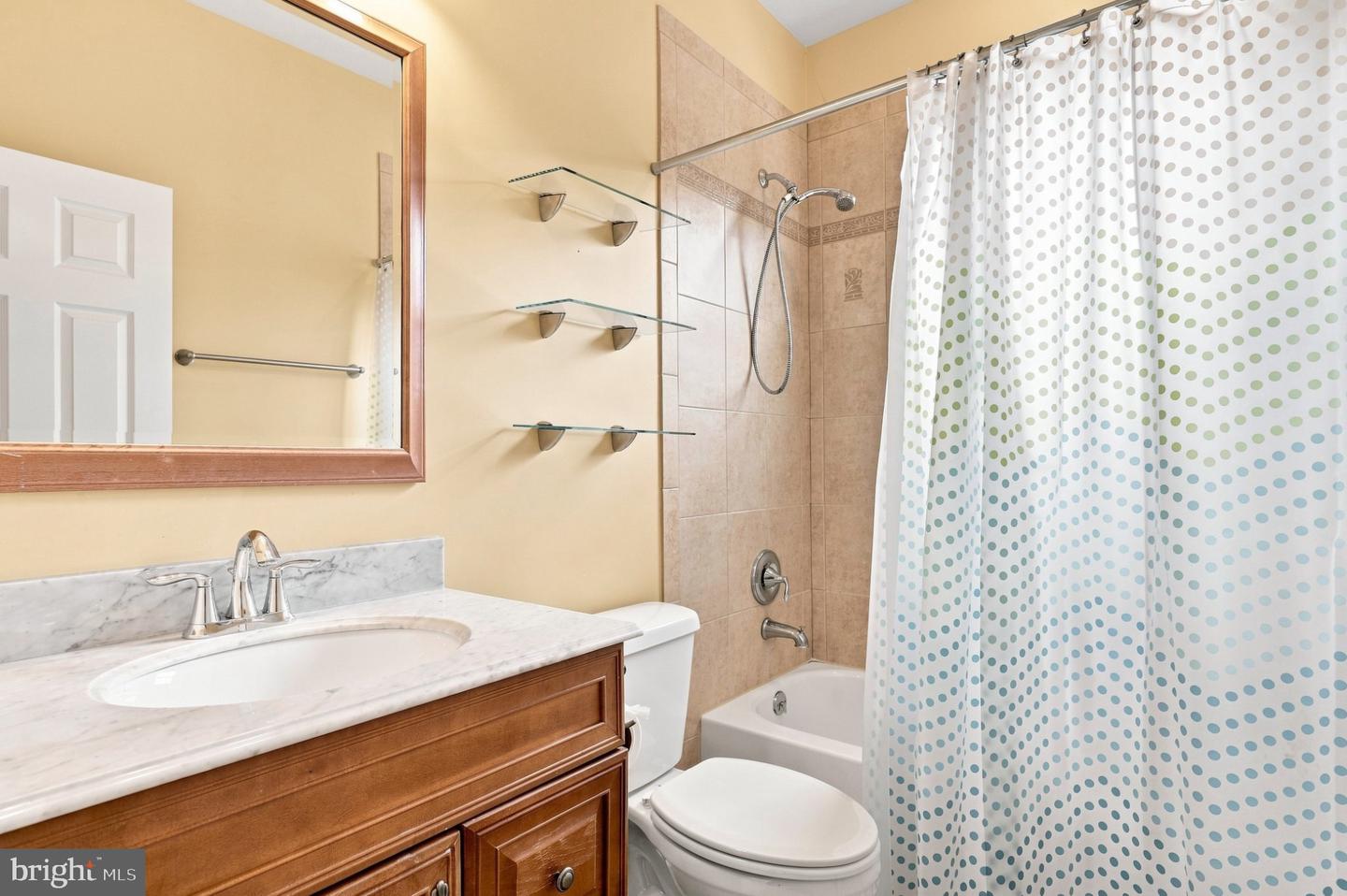 10717 Bentley Ln Property Photo 32