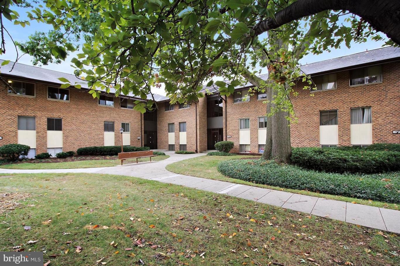 18730 Walkers Choice Rd #2 Property Photo 1